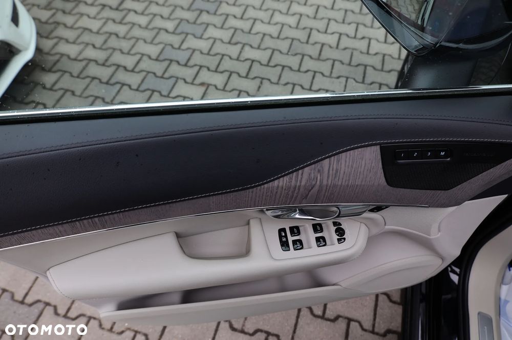 Volvo XC 90 T8 AWD Plus Bright - 22