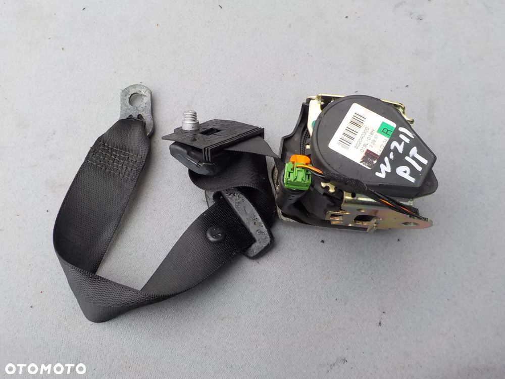 pas bezpieczeństwa prawy tył mercedes w211 kombi 2004r 2118600685 - 1