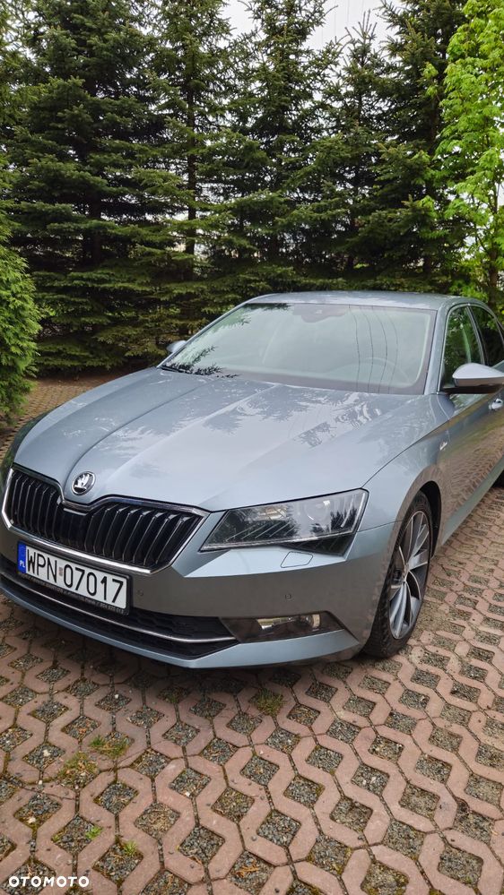 Skoda Superb 2.0 TDI L&K DSG - 30
