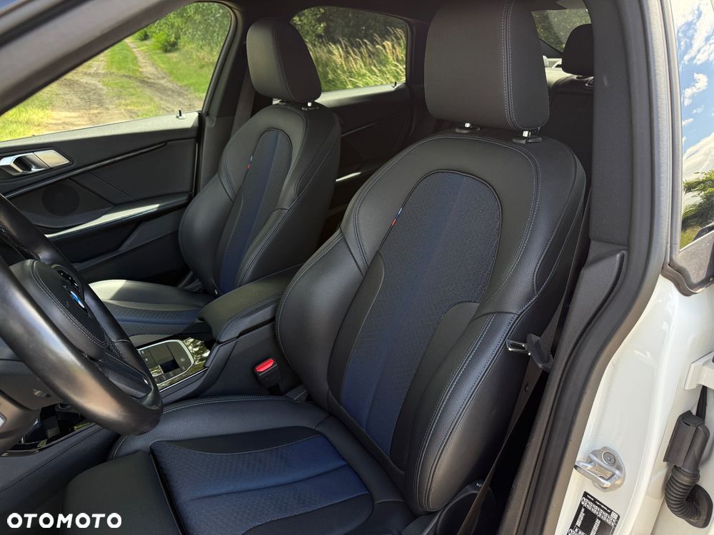 BMW Seria 2 218i M Sport - 13