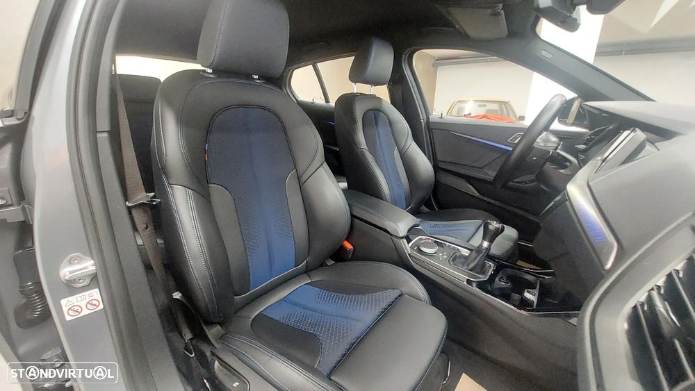 BMW 116 d Pack Desportivo M - 16
