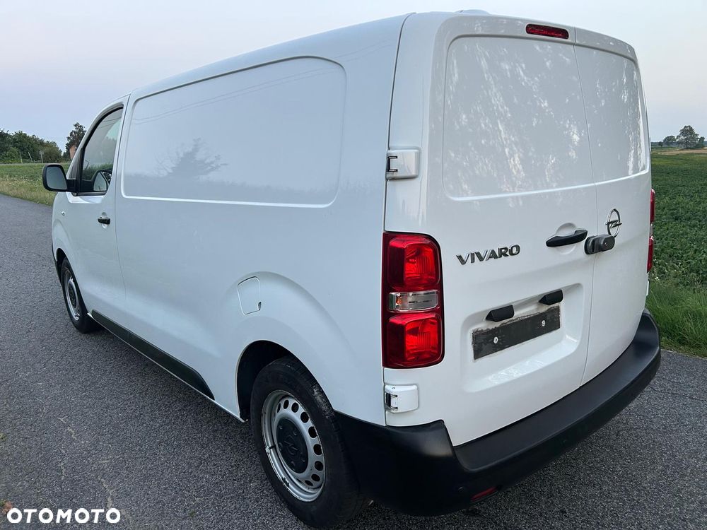 Opel Vivaro - 8
