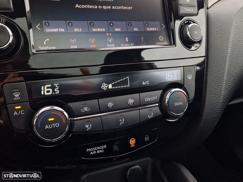 Nissan Qashqai 1.5 dCi N-Connecta DCT - 30