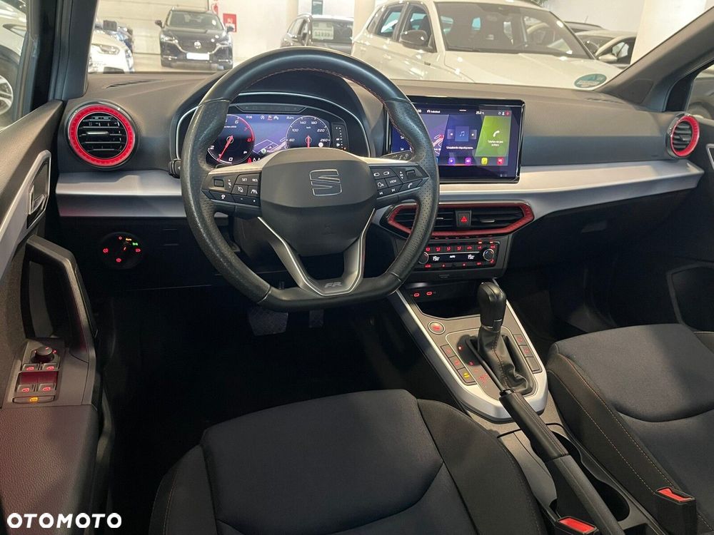 Seat Arona - 12