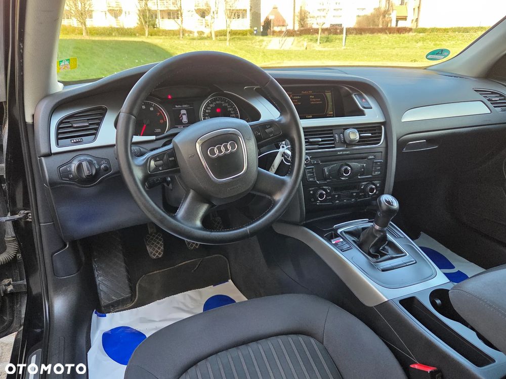 Audi A4 Avant 1.8 TFSI Attraction - 23