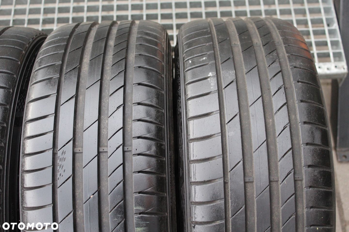4x 225/35/18 KUMHO ECSTA PS71 87Y 17r 6,5mm - 3
