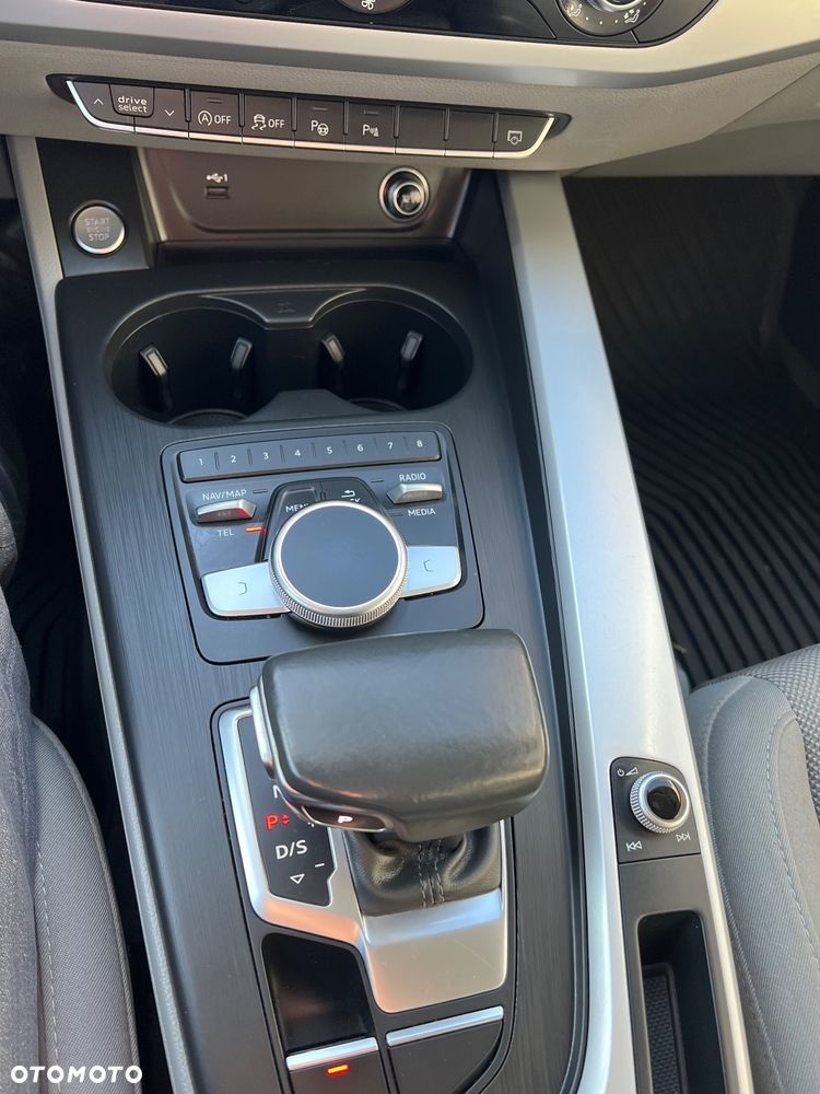 Audi A4 Avant 2.0 TDI S tronic - 11