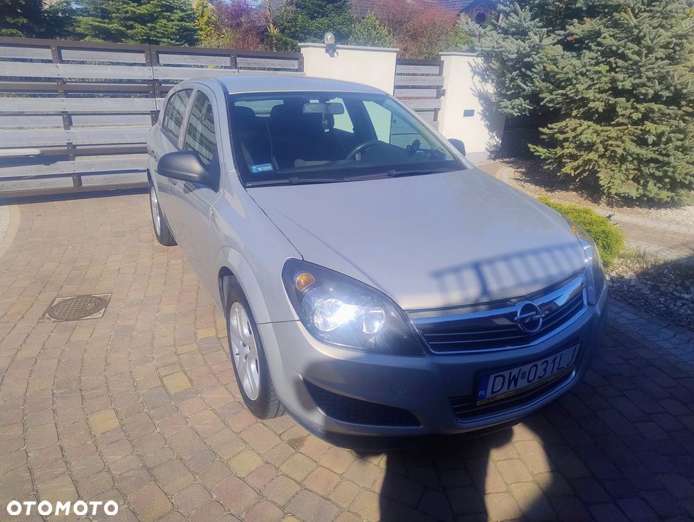 Opel Astra - 2