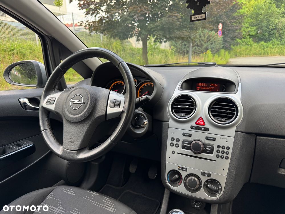 Opel Corsa 1.2 16V Enjoy - 13