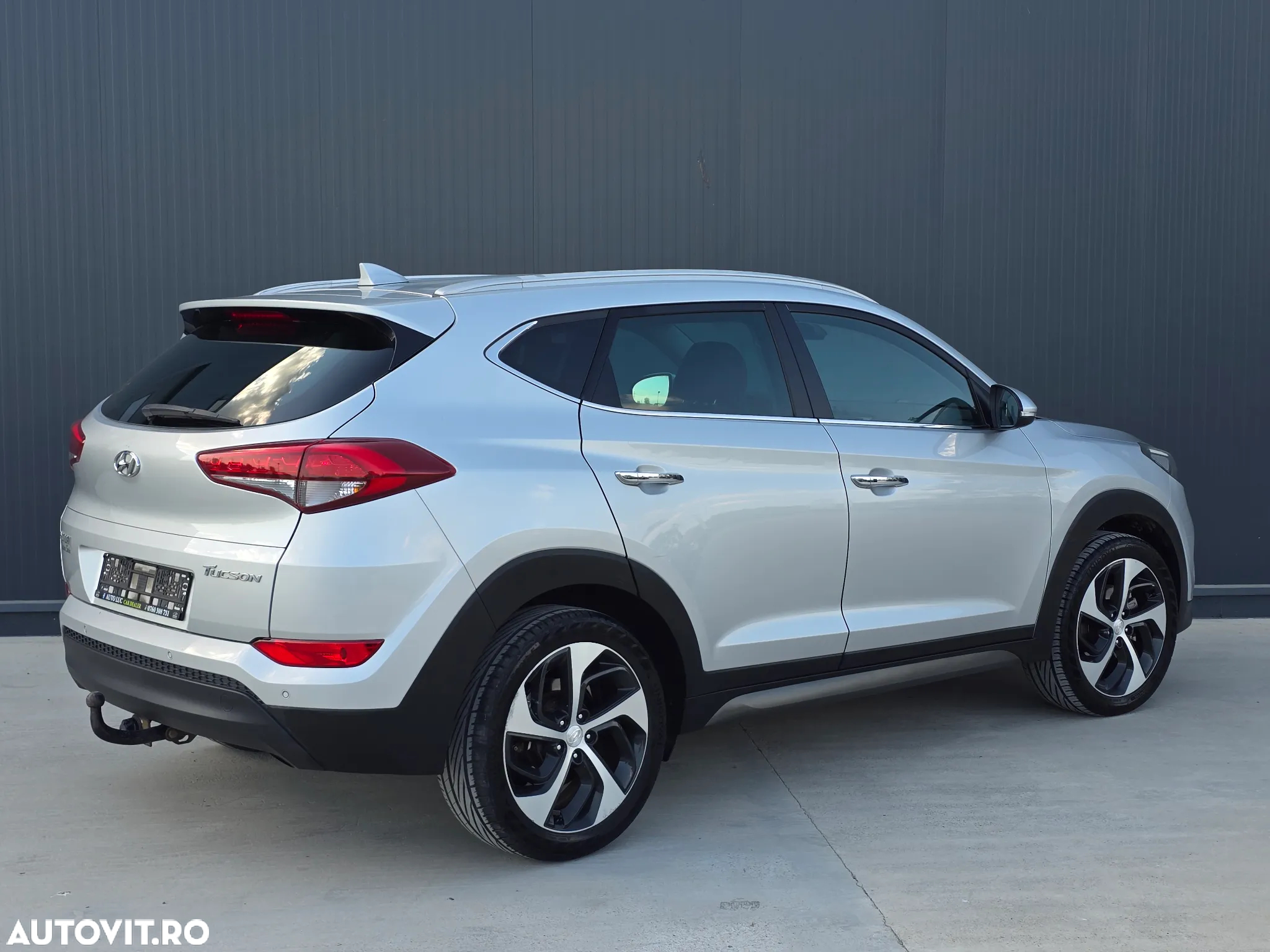 Hyundai Tucson blue 1.7 CRDi 2WD Style - 4