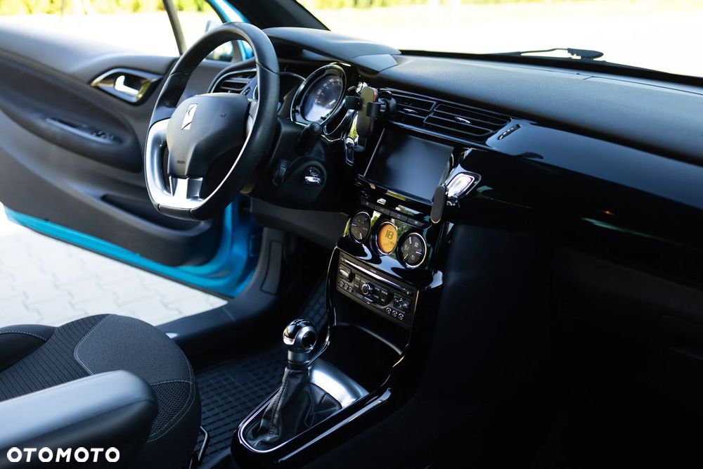 Citroën DS3 1.6 e-HDi SoChic - 11
