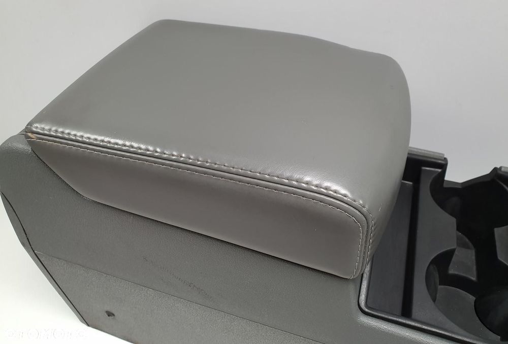 TUNEL ŚRODKOWY PODŁOKIETNIK JEEP CHEROKEE III WH - 2