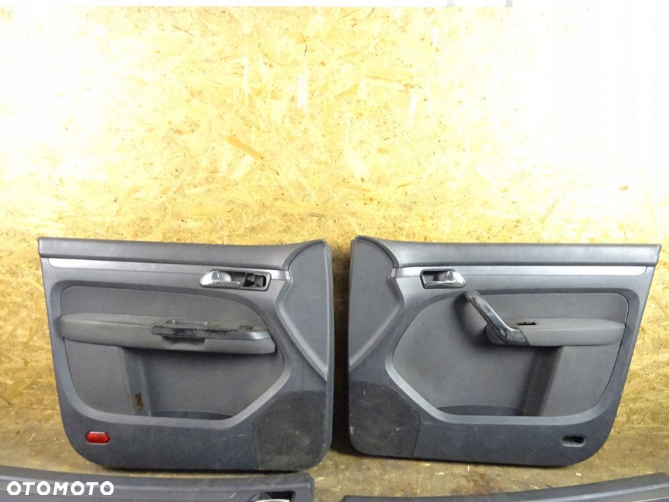 BOCZKI DRZWI PRZÓD/TYŁ VW TOURAN I 1.9TDI - 2