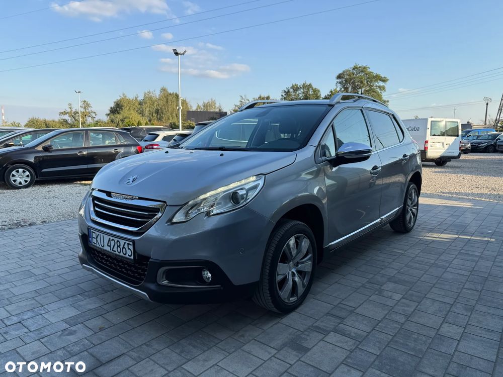 Peugeot 2008 1.2 Pure Tech Allure S&S - 21