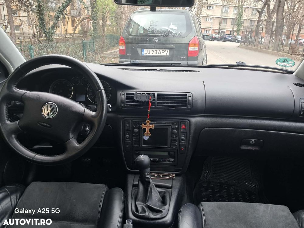 Volkswagen Passat 1.6 Comfortline - 5