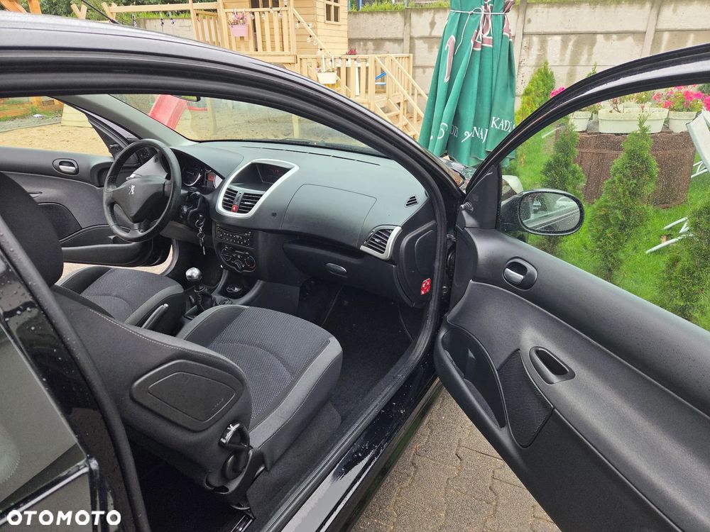 Peugeot 206 plus - 37