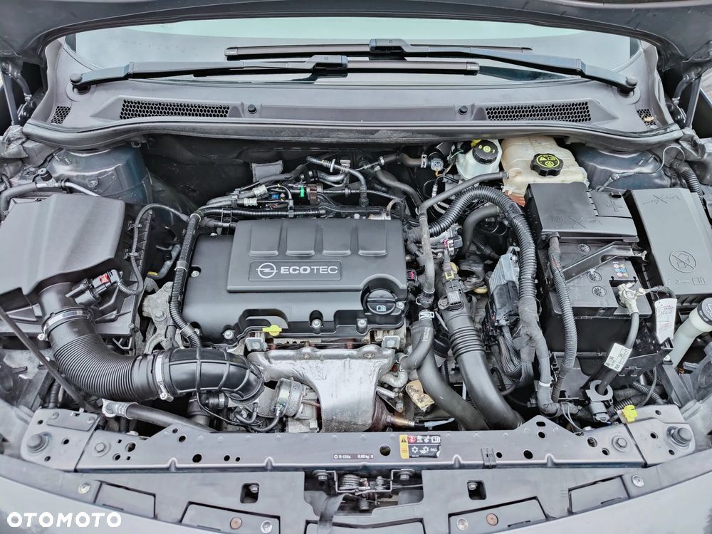 Opel Cascada 1.4 Turbo (ecoFLEX) Start/Stop Edition - 8