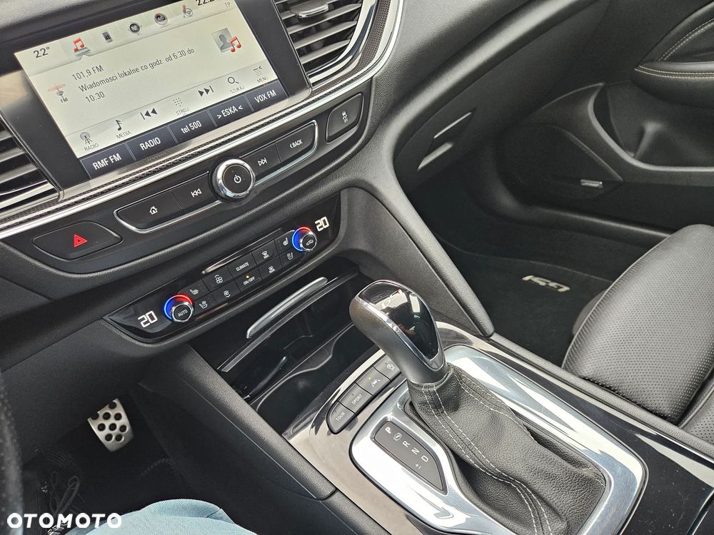 Opel Insignia 2.0 CDTI 4x4 GSi S&S - 33