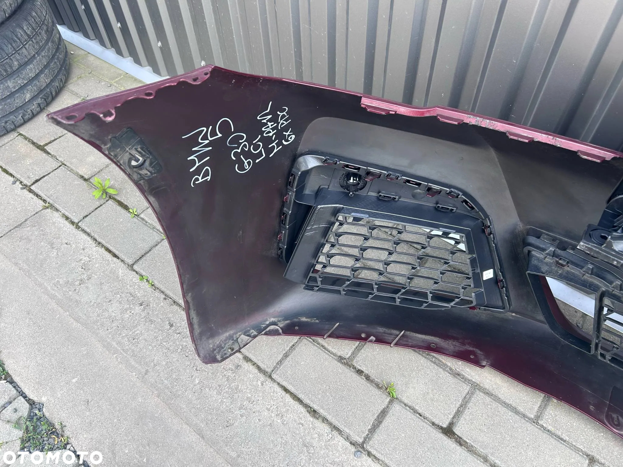BMW 5 LCI G30 G31 M-Pakiet Zderzak Przód Przedni 6xPDC Radar Aventurin Red X1C - 2