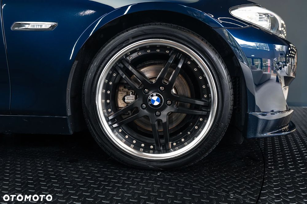 BMW Seria 5 530i - 11