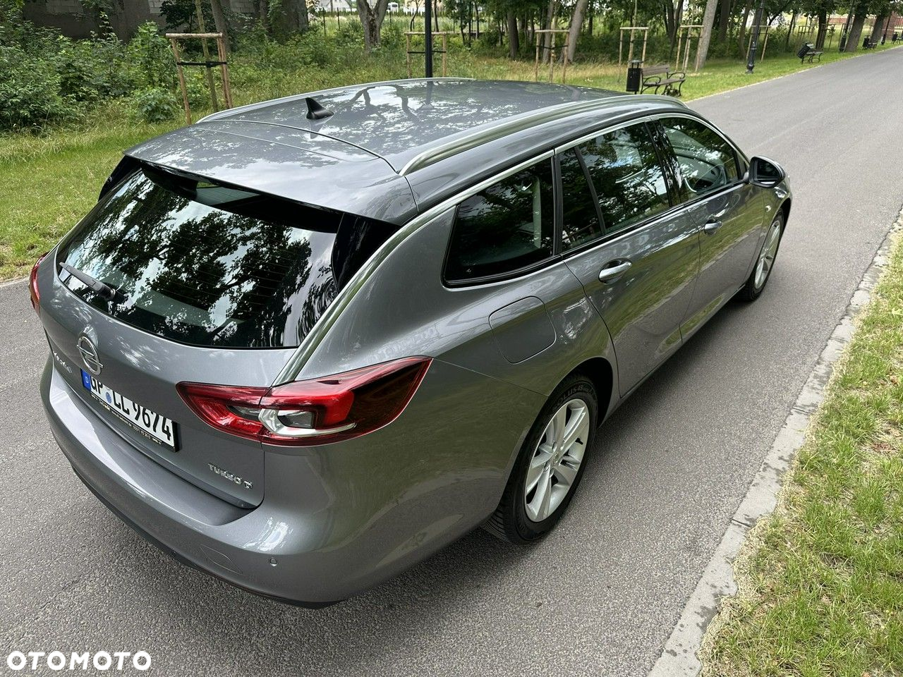 Opel Insignia - 11