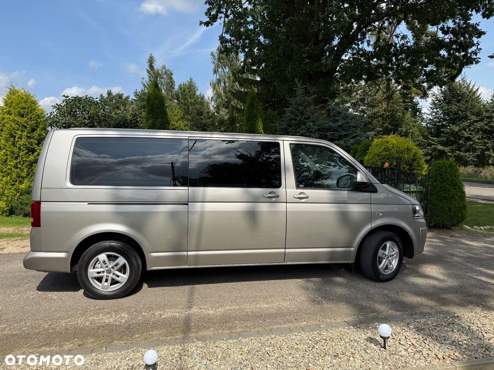 Volkswagen Caravelle - 4