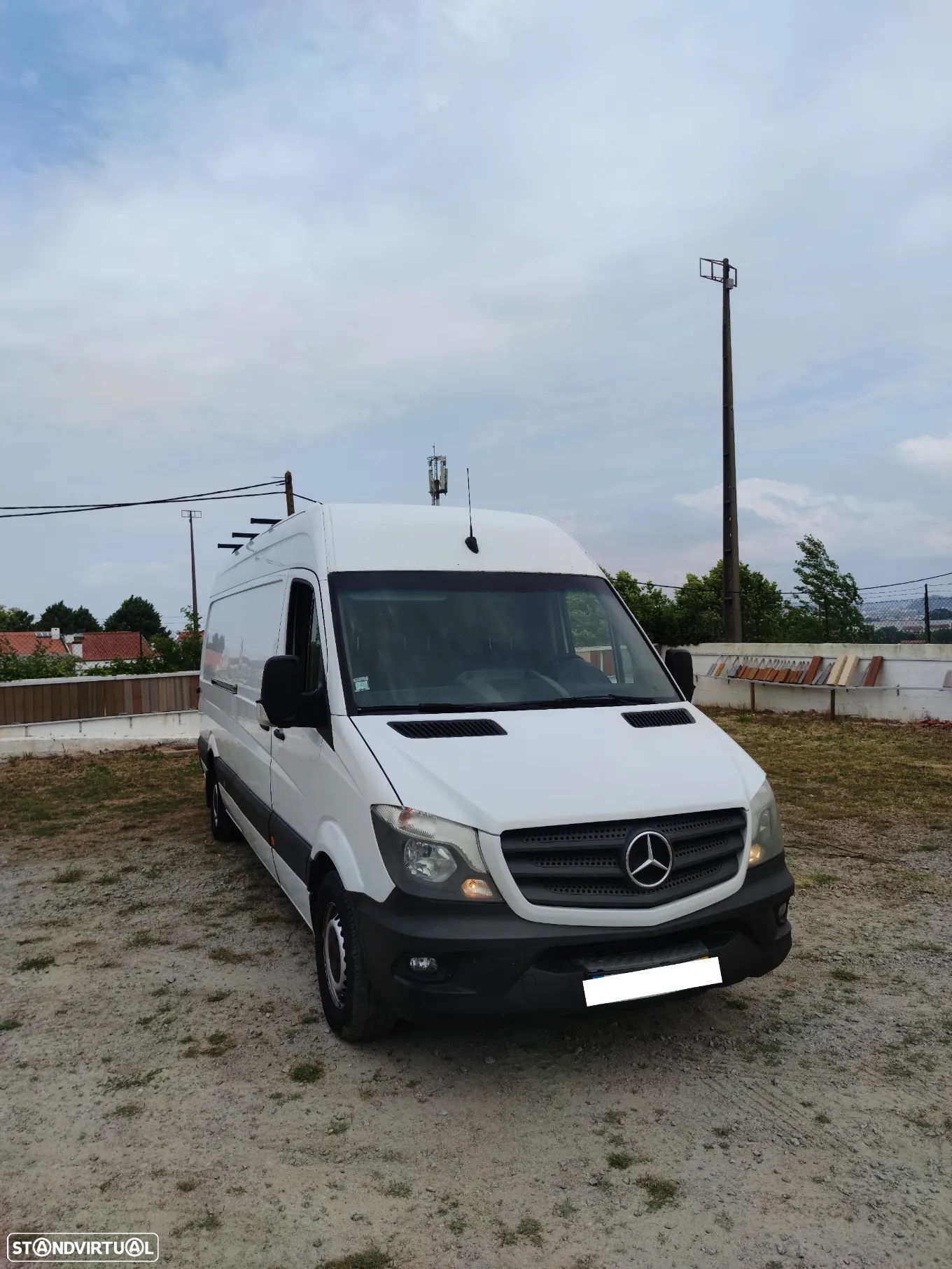 Mercedes-Benz Sprinter - 1