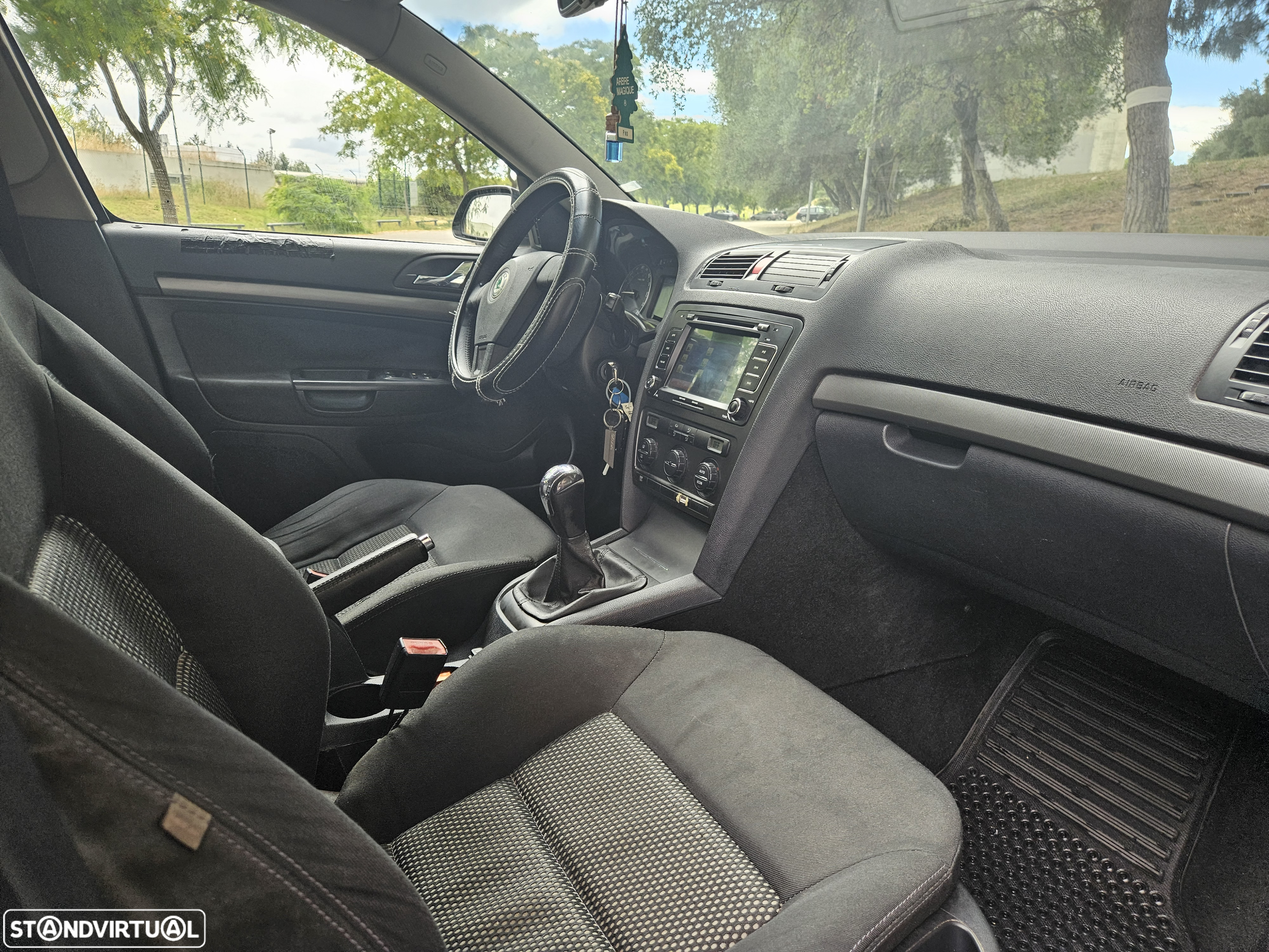 Skoda Octavia Break - 12