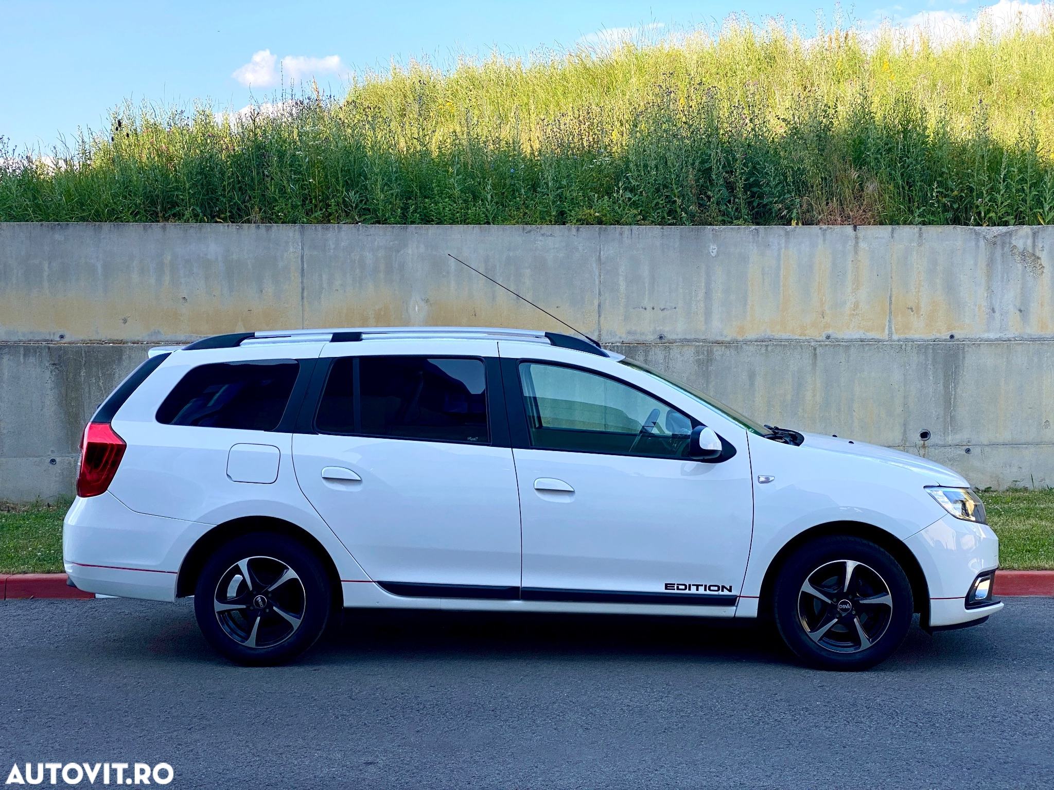 Dacia Logan MCV TCe 90 Prestige - 12
