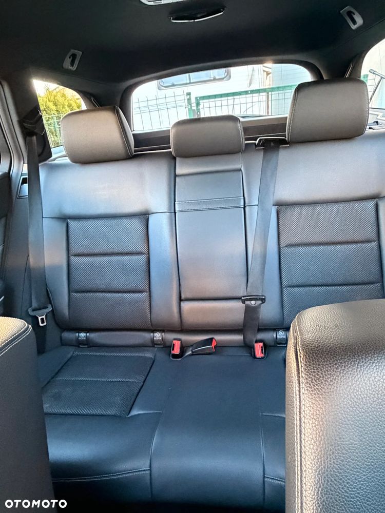 Mercedes-Benz Klasa E 220 BlueTEC 4Matic 7G-TRONIC Avantgarde - 11