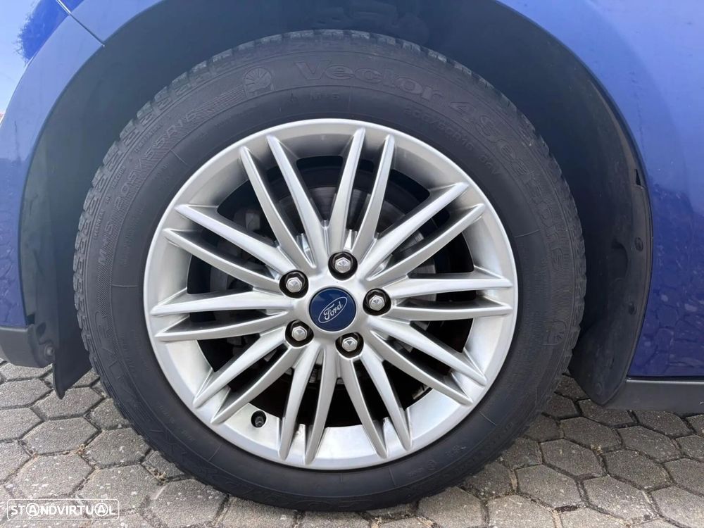 Ford Focus 1.0 EcoBoost S&S COOL&CONNECT DESIGN - 12
