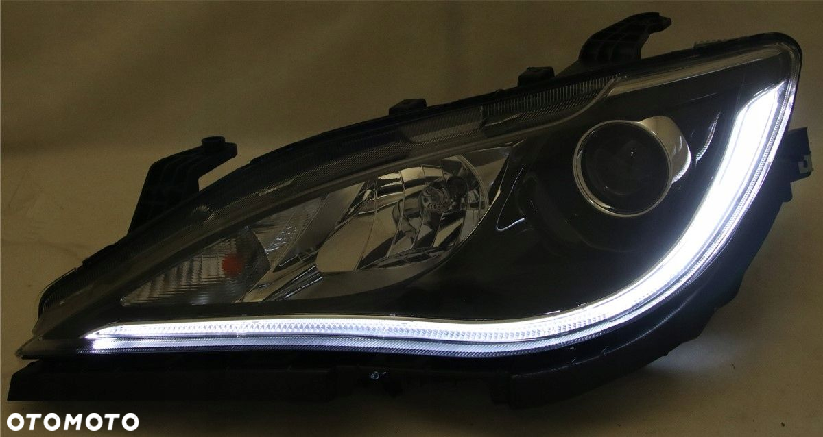 Reflektor Lampa Xenon CHRYSLER PACIFICA II 2016-2020 kpl - 2
