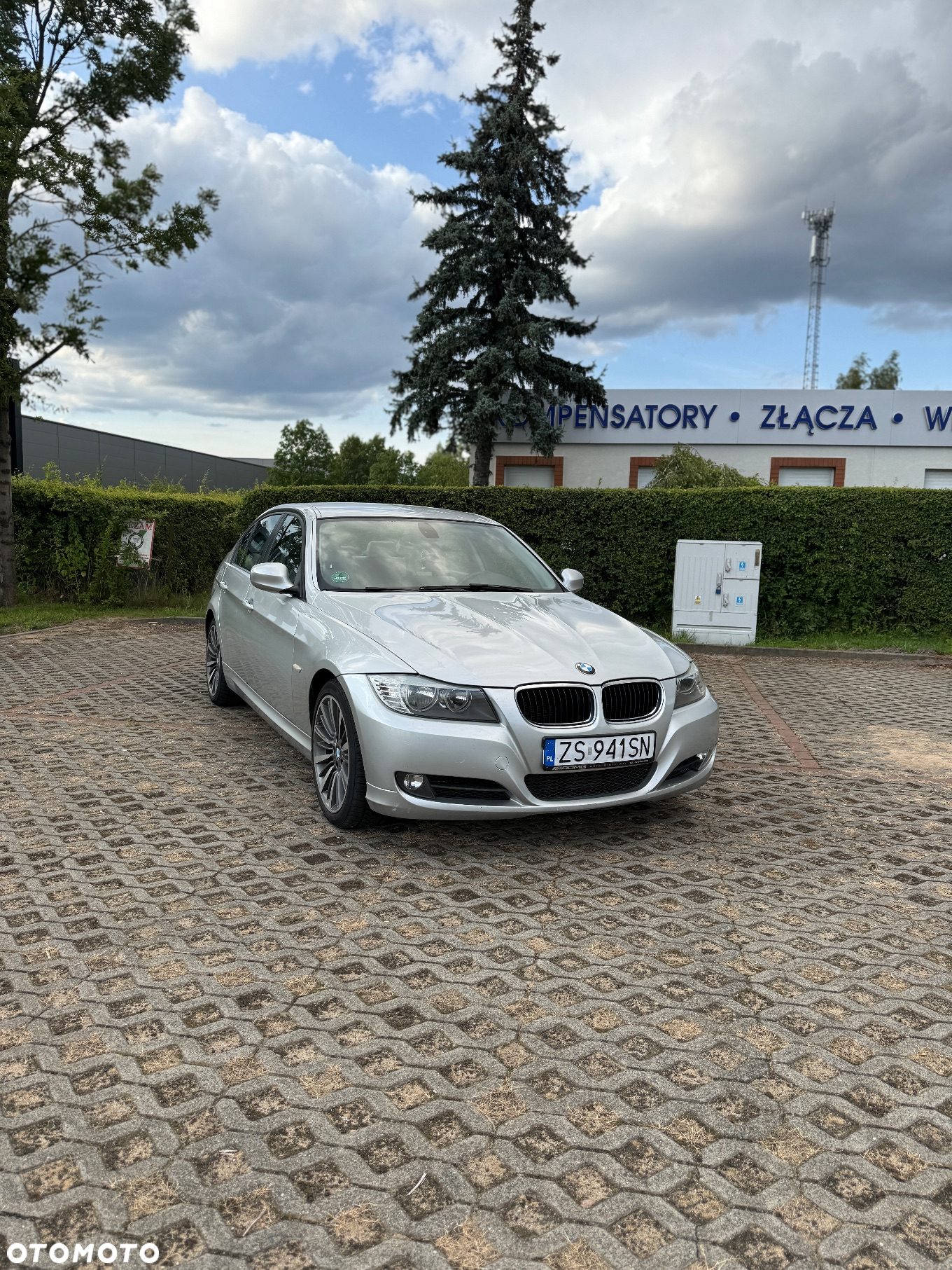 BMW Seria 3 320d DPF Touring - 3