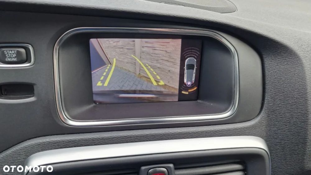 Volvo V40 T3 Geartronic RDesign - 34