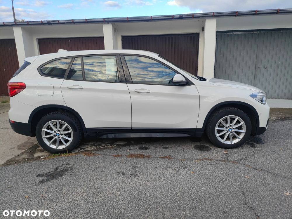 BMW X1 sDrive18d Sport Line - 10