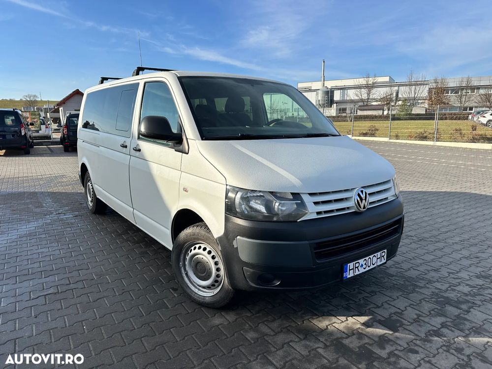 Volkswagen Caravelle - 5