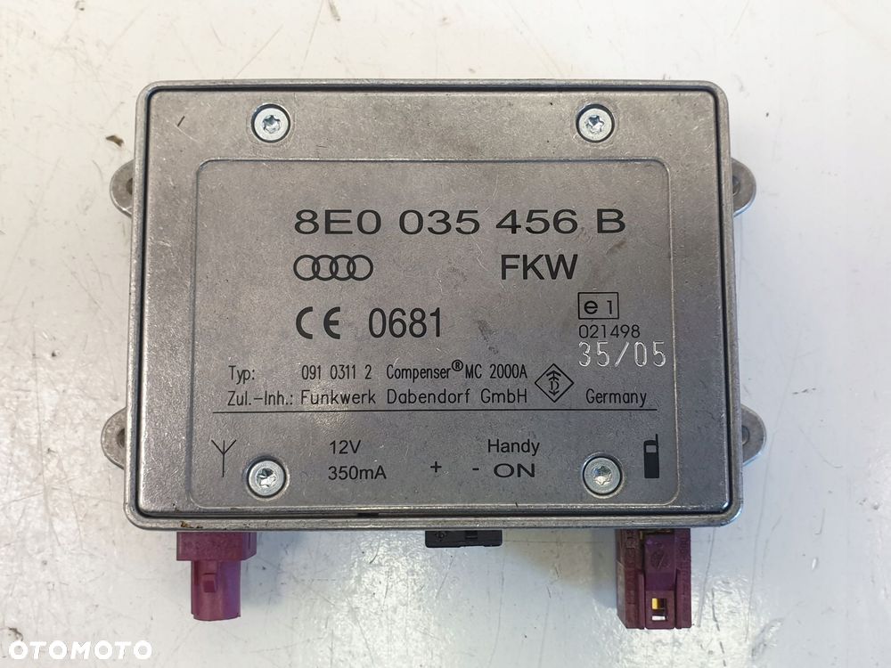 Audi A6 C6 WZMACNIACZ ANTENY 8E0035456B - 12