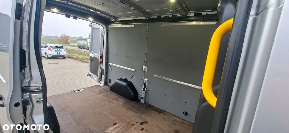 Ford TRANSIT - 23