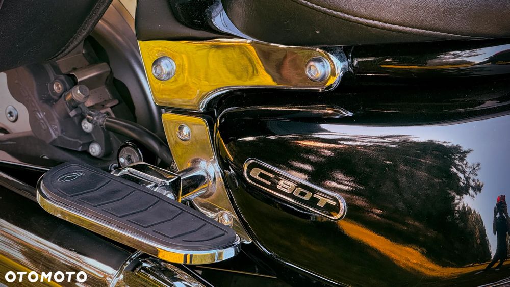 Suzuki Boulevard - 34