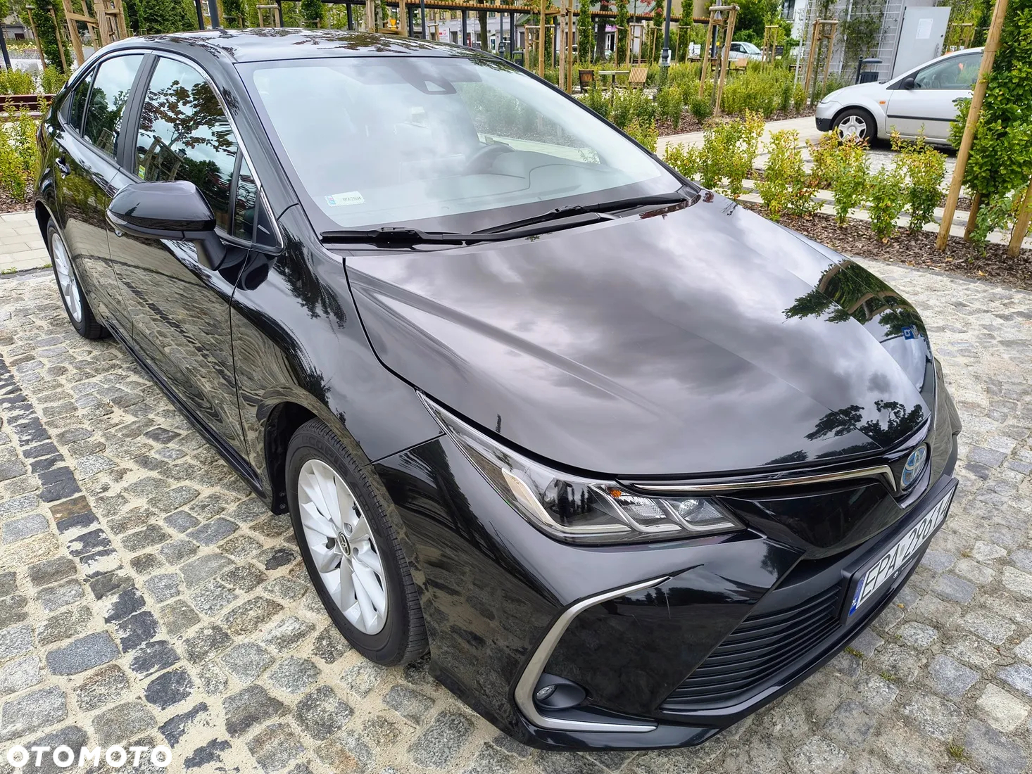 Toyota Corolla 1.8 Hybrid Comfort - 2