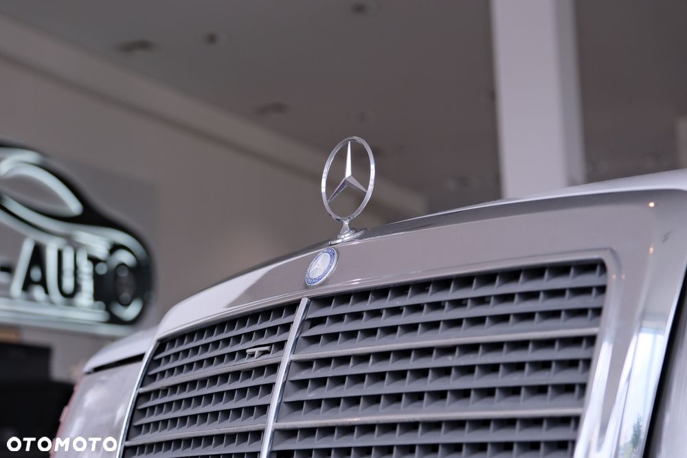 Mercedes-Benz W124 (1984-1993) - 22