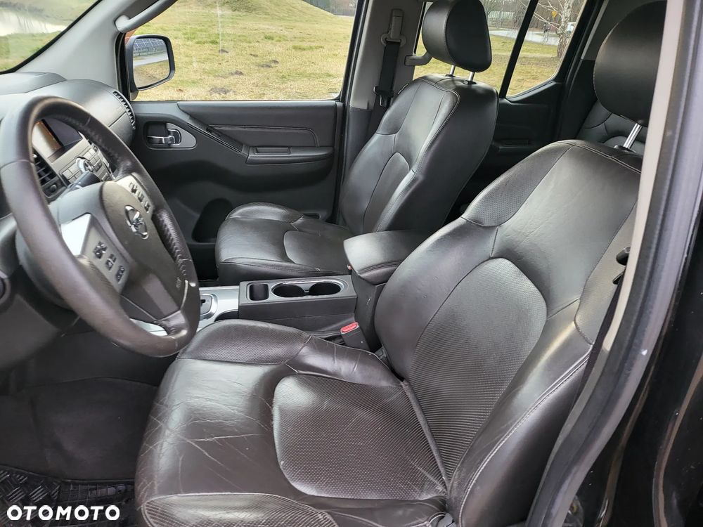Nissan Navara 3.0 D V6 Platinum Long - 7