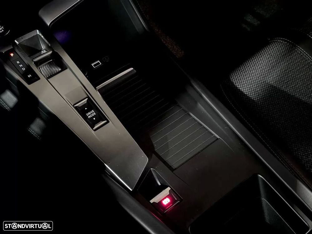 Peugeot 308 PureTech 130 GPF EAT8 Stop & Start GT Pack - 28