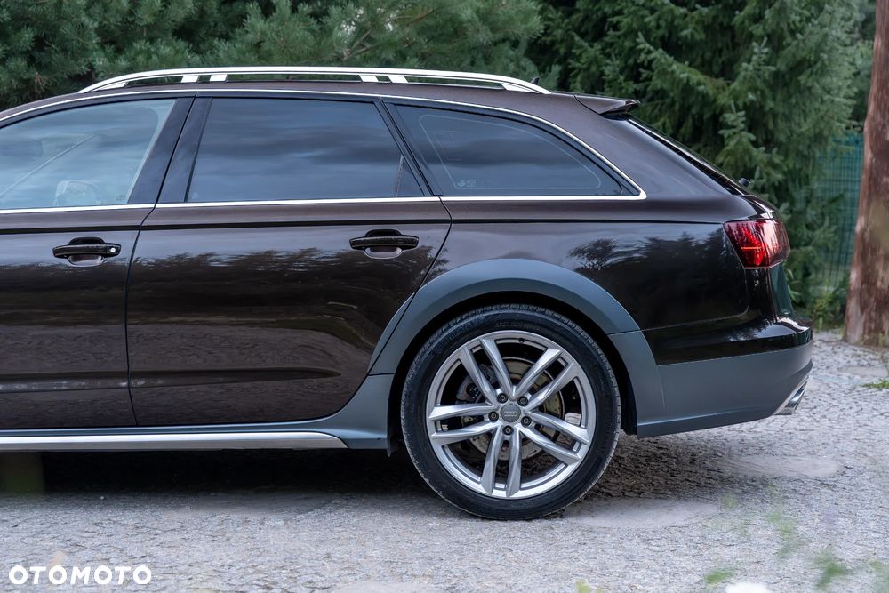 Audi A6 Allroad - 10