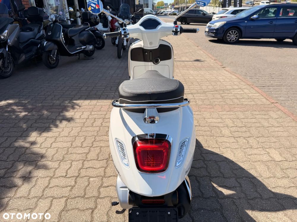 Vespa Primavera - 3