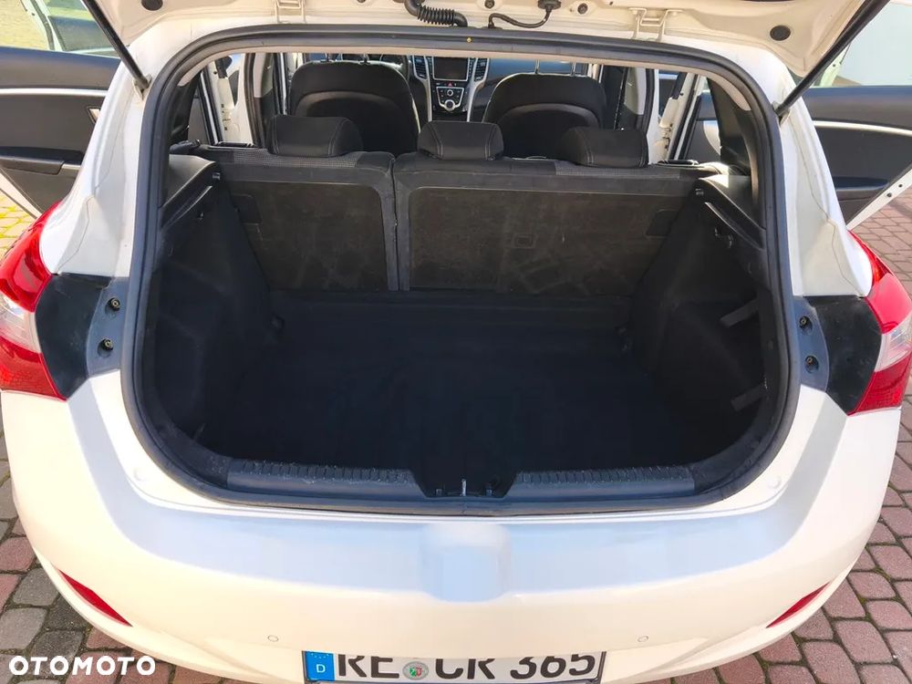 Hyundai i30 1.4 Trend - 24