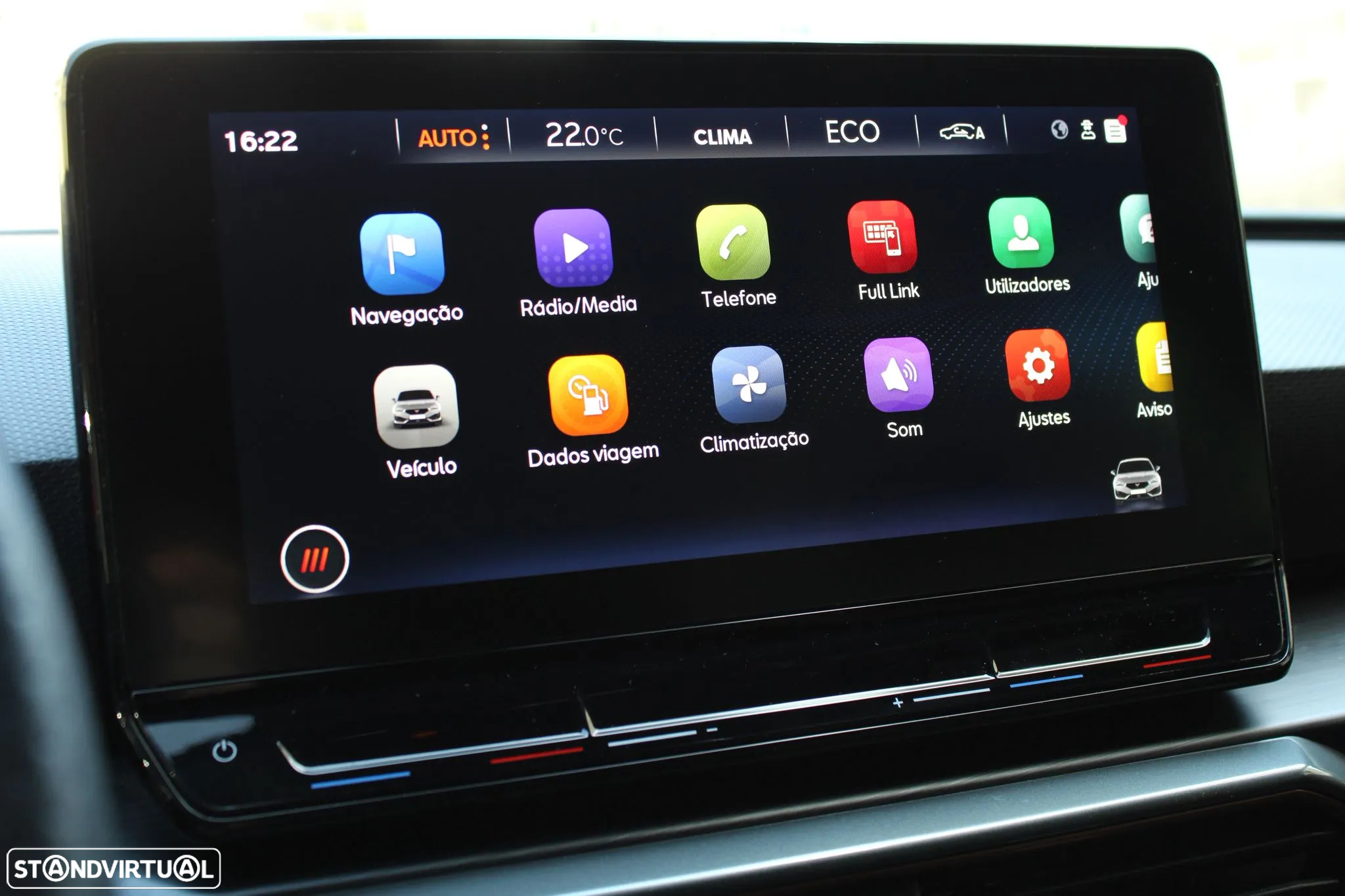 Cupra Leon 1.4 e-Hybrid VZ DSG - 32