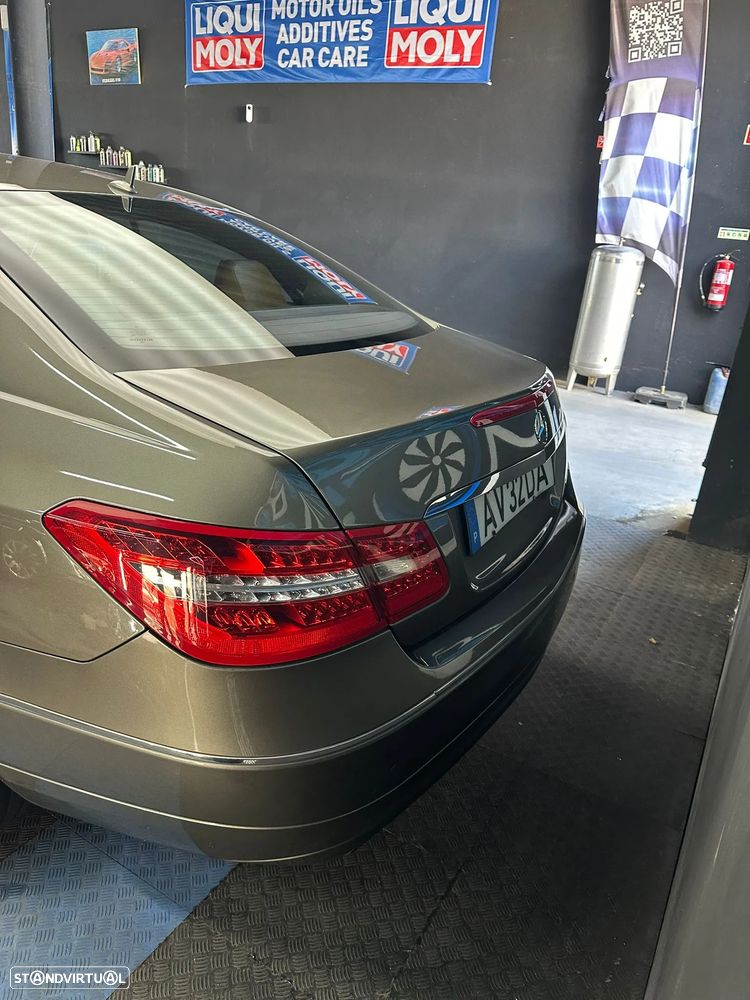 Mercedes-Benz E 220 CDI Classic - 16