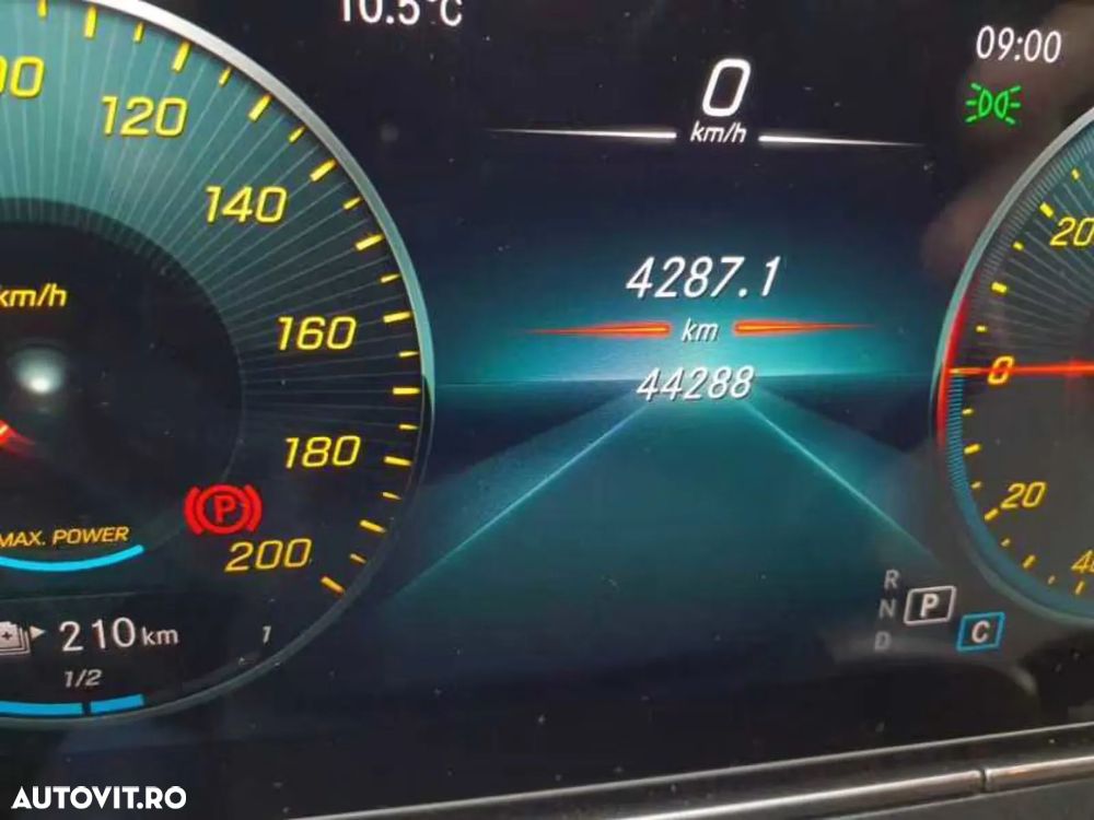 Mercedes-Benz EQC 400 4MATIC - 10