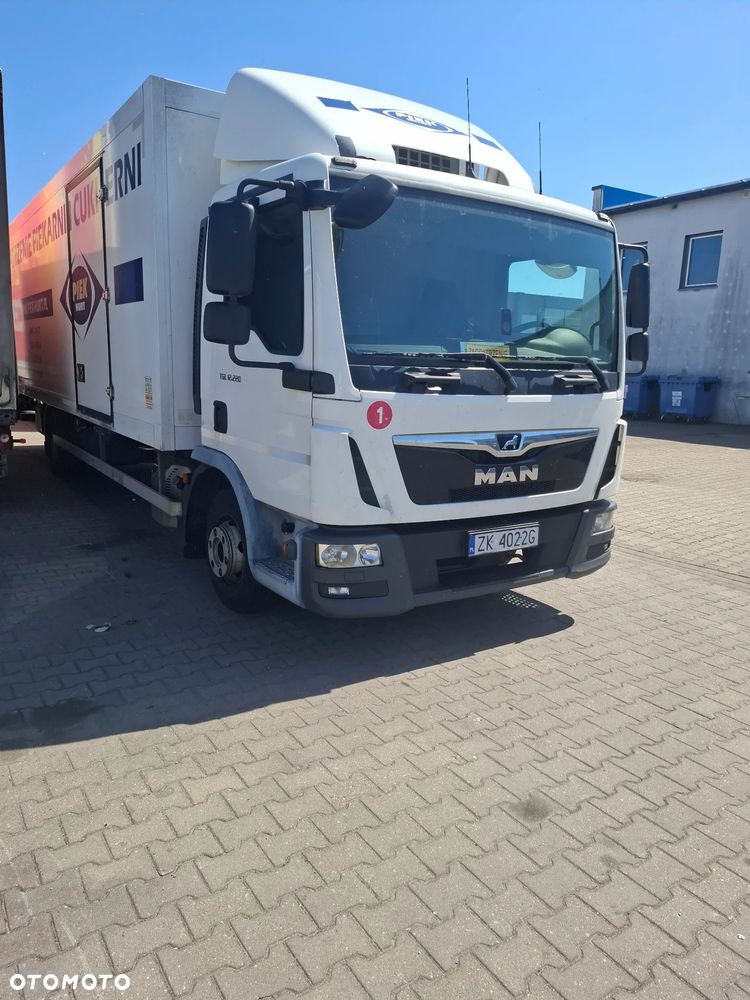 MAN TGL 12.220 - 2